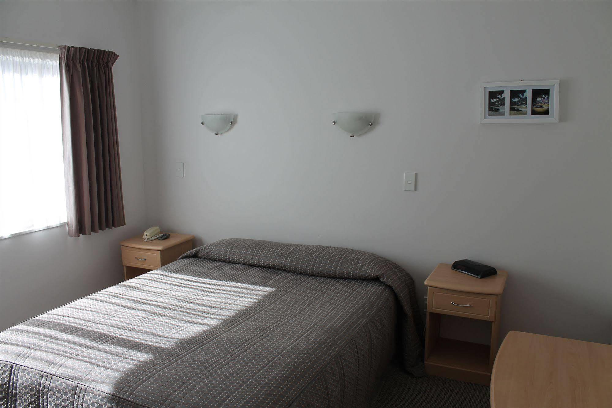 Riverview Motel Уангануй Екстериор снимка