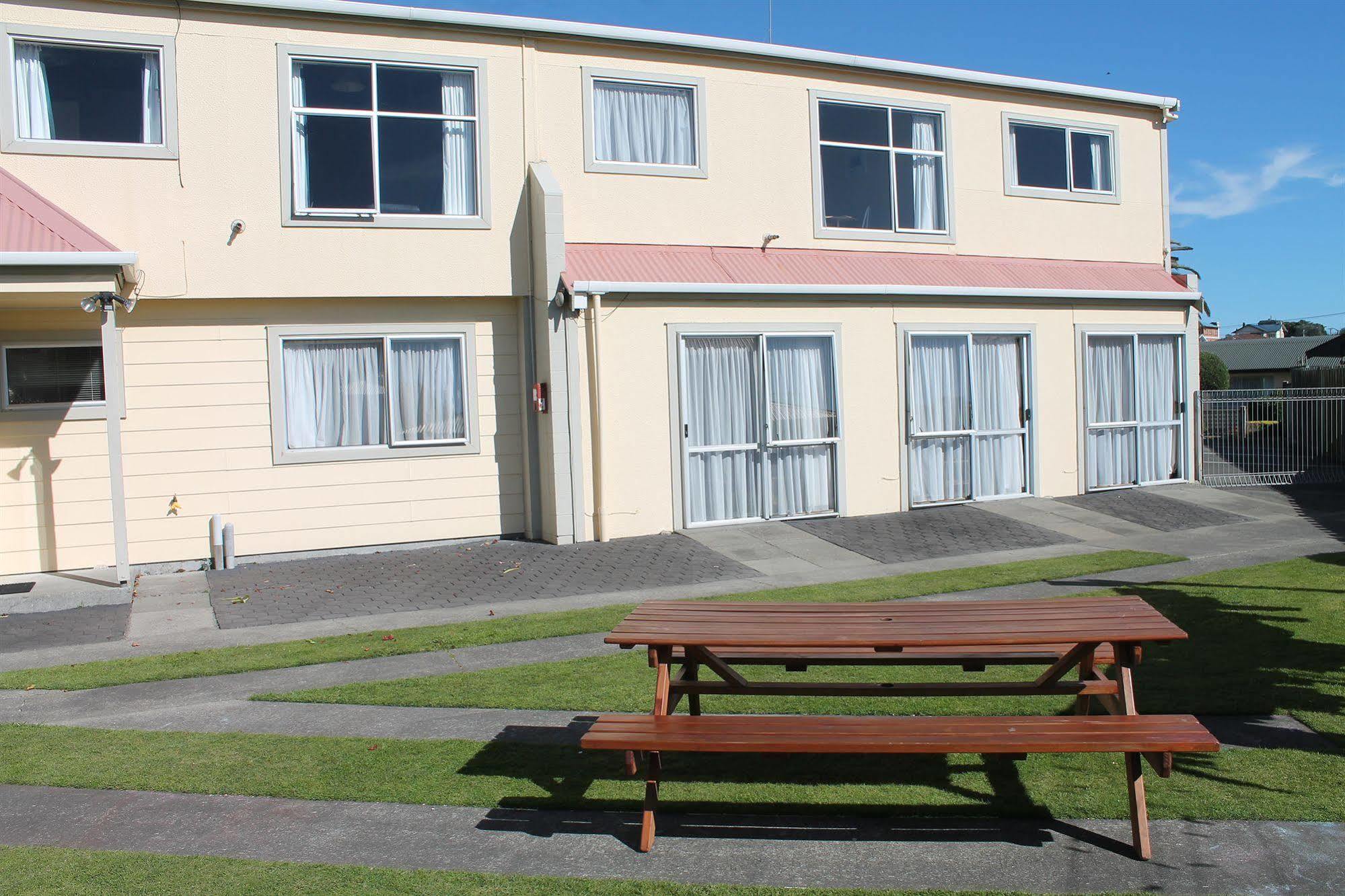 Riverview Motel Уангануй Екстериор снимка