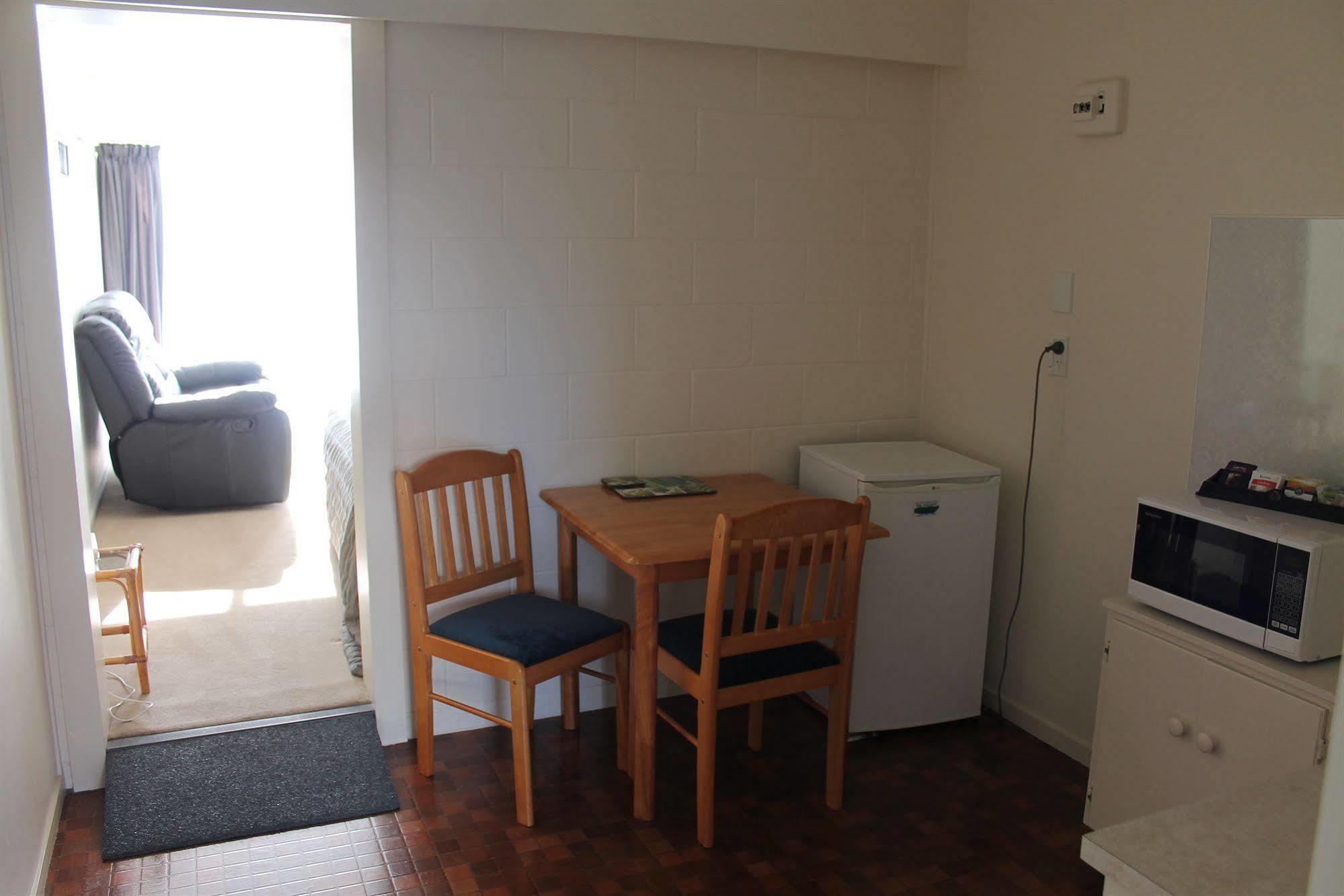 Riverview Motel Уангануй Екстериор снимка