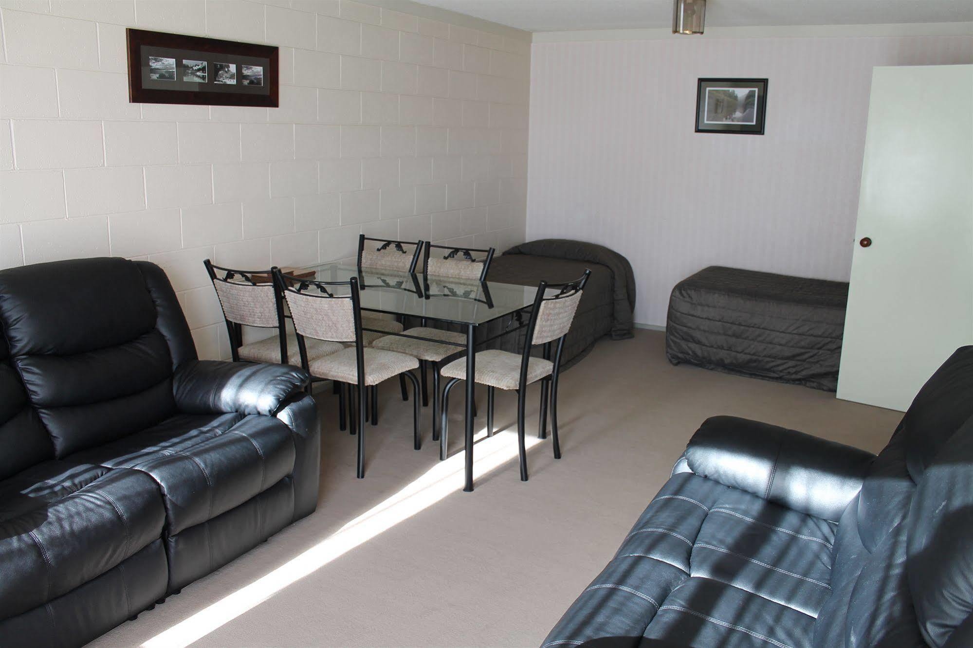 Riverview Motel Уангануй Екстериор снимка