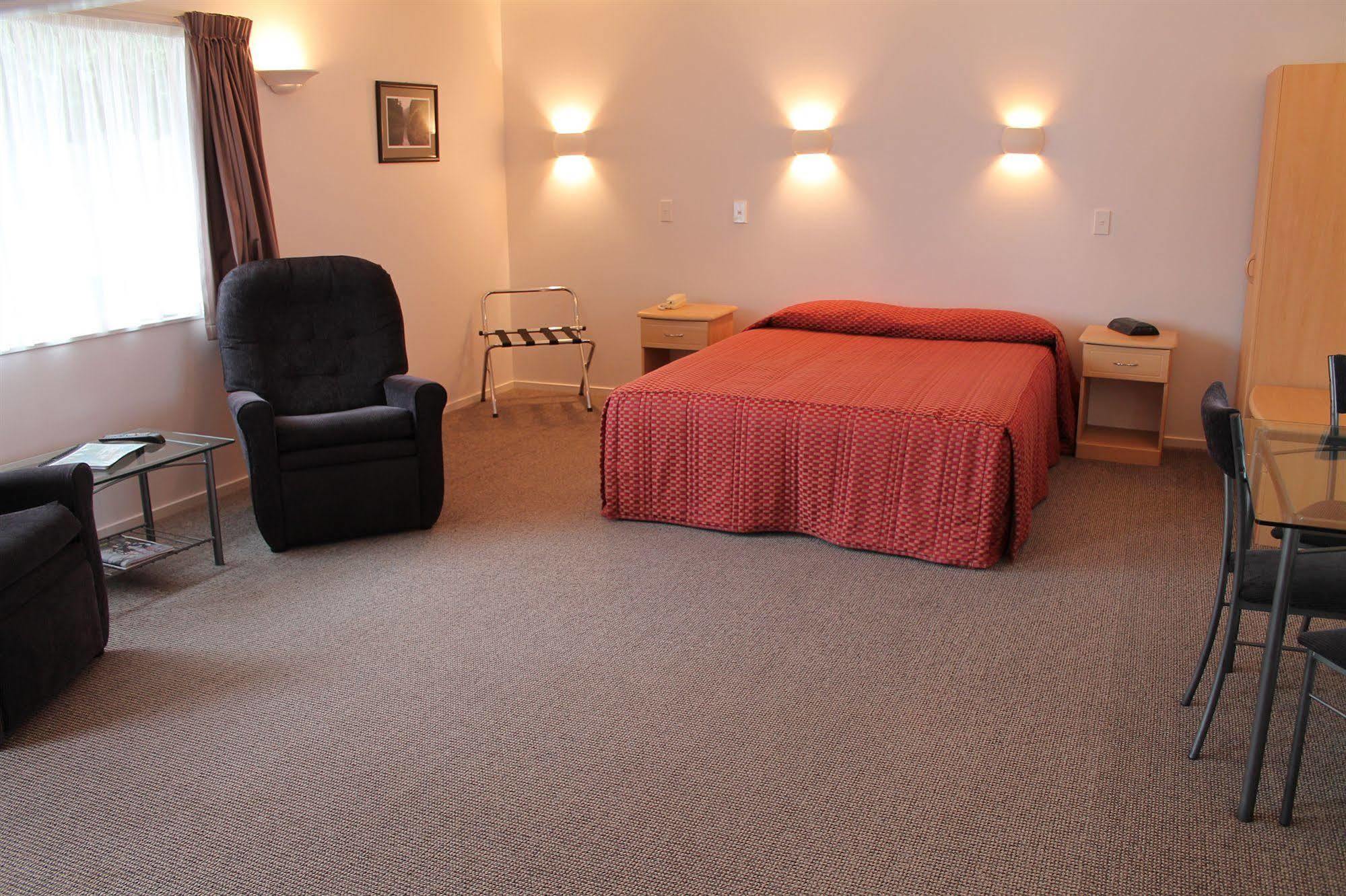 Riverview Motel Уангануй Екстериор снимка